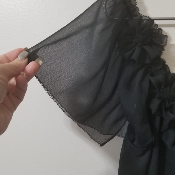 Ann Taylor - LOFT gorgeous blouse - Picture 4 of 4